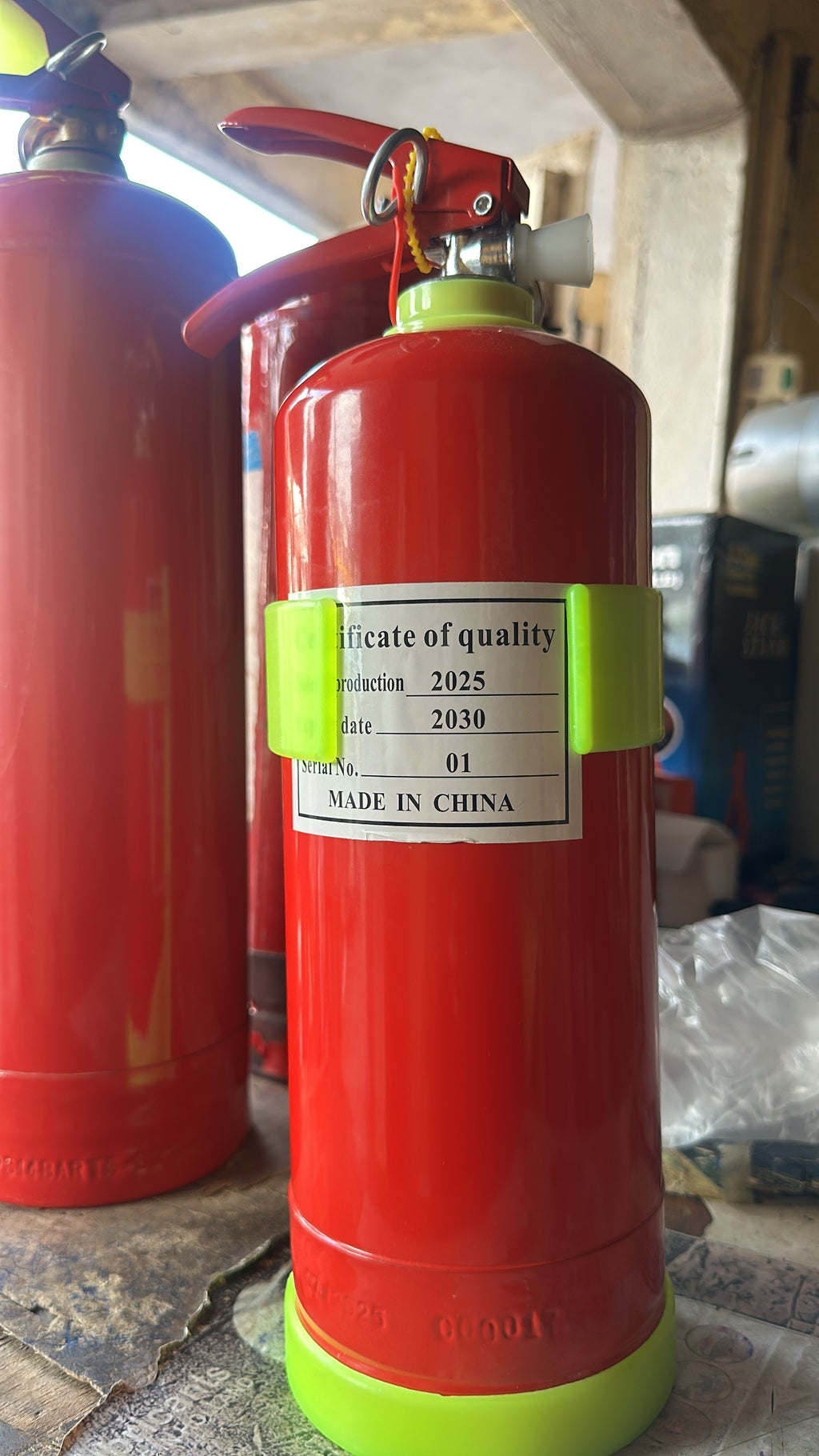 2KG DRY POWDER FIRE EXTINGUISHER